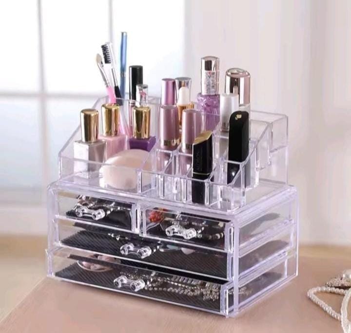 Use Clear Drawer Dividers